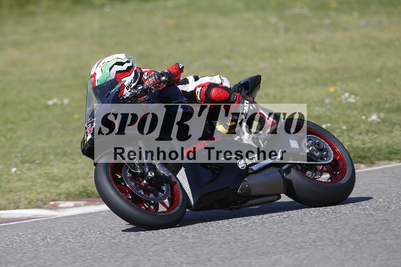 /10 20.04.2026  Pluess Moto Sport ADR/Einsteiger/77